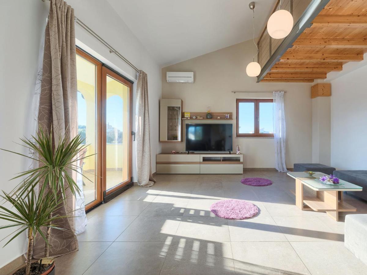 Holiday Home Linden Tree By Interhome Pula Extérieur photo
