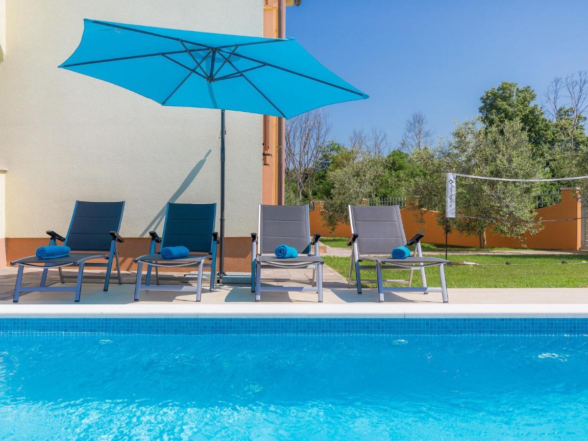 Holiday Home Linden Tree By Interhome Pula Extérieur photo
