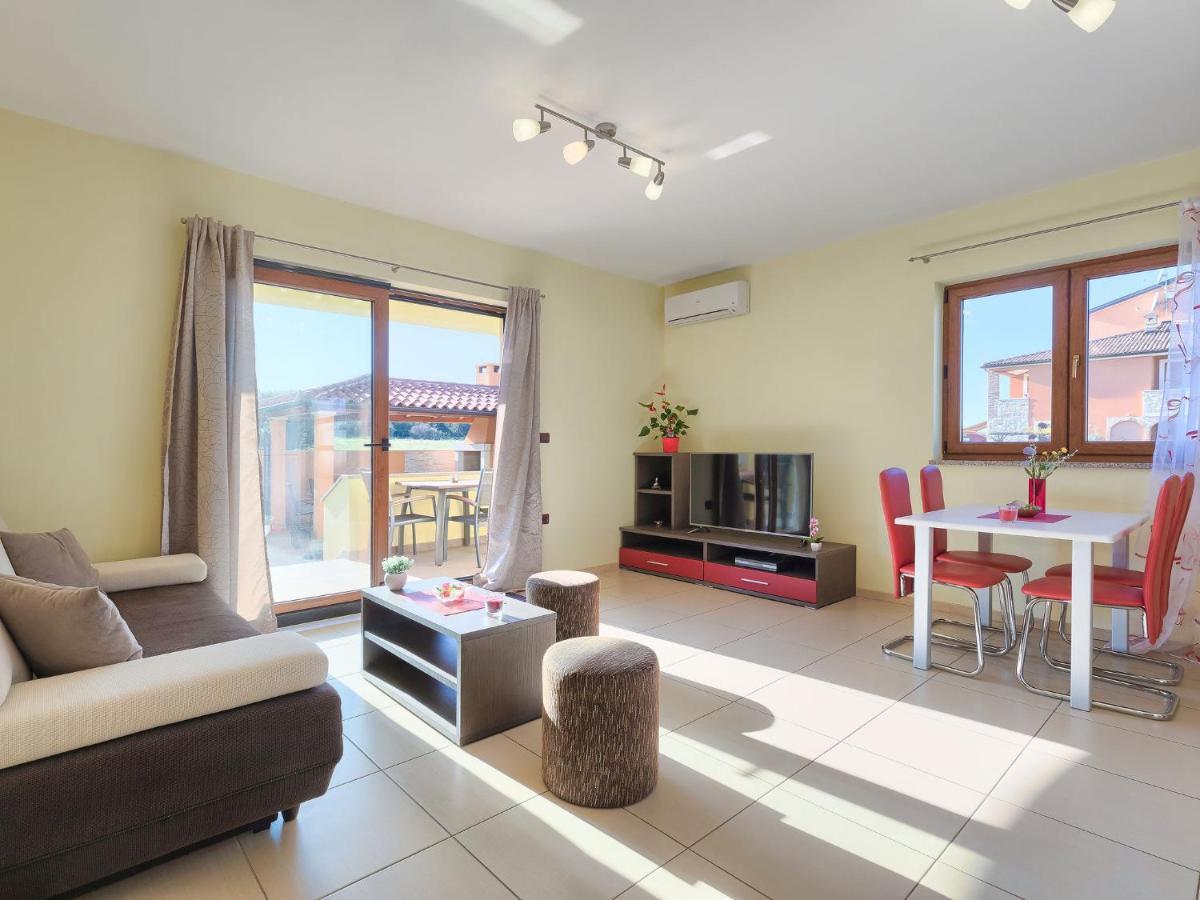 Holiday Home Linden Tree By Interhome Pula Extérieur photo